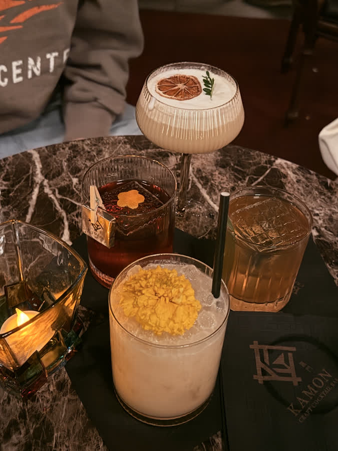 And yes, a proper cocktail always has my attention. 🍸